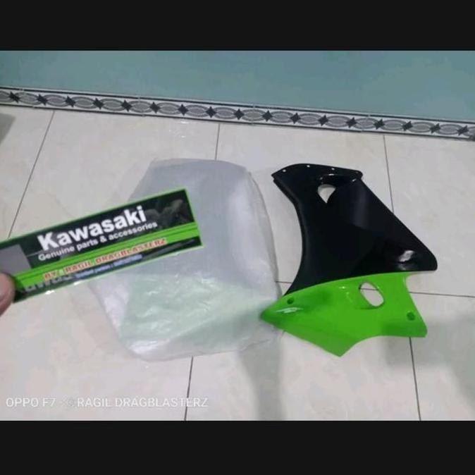 fairing bawah ninja rr old hijau se polos orinal - Kanan