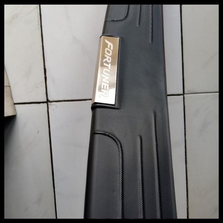 GRATIS ONGKIR SILLPLATE BELAKANG MOBIL TOYOTA FORTUNER 