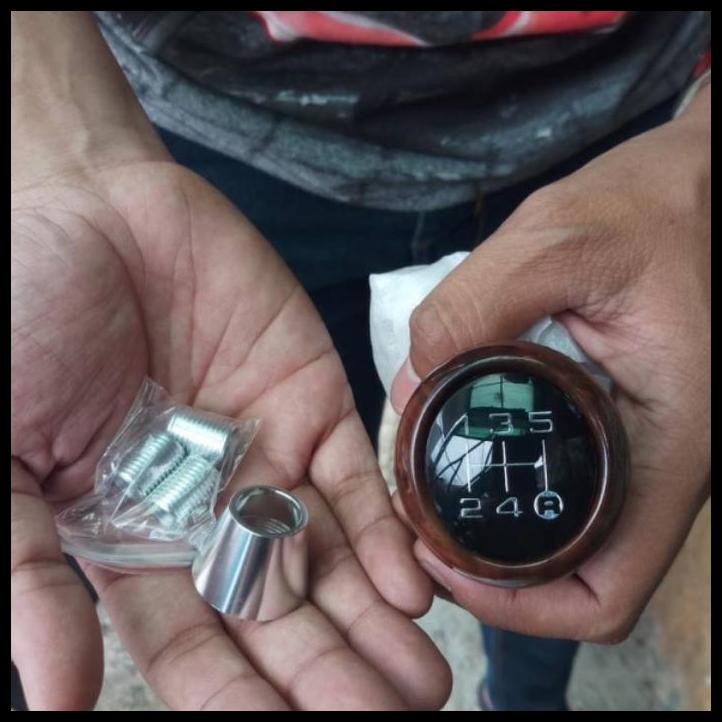 GRATIS ONGKIR GEAR SHIFT KNOB MOTIF CARBON MOBIL SUZUKI SWIFT 