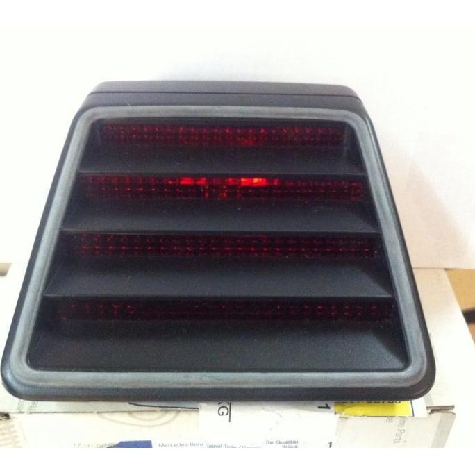 3rd Brake Lamp - Lampu Tangga W124