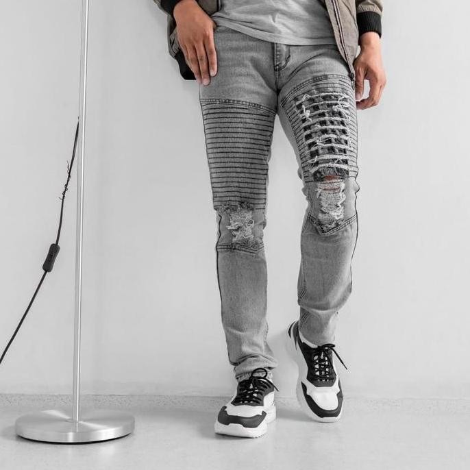 

Celana Jeans Biker Slimfit Pria Stretch Pensil Hitam Denim Cowok Distro Keren