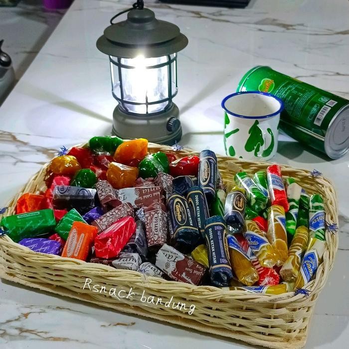

Rkm Dodol Garut Mix Aneka Rasa 1Kg. Cemilan Manis Snack Makanan Coklat