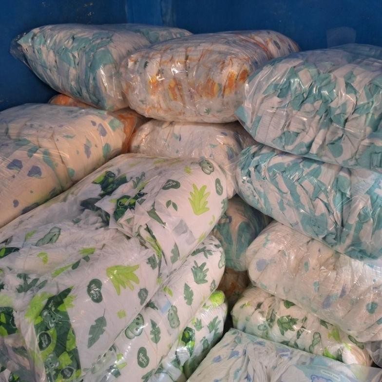 Popok Bayi Baru Lahir NB Perekat Isi 50