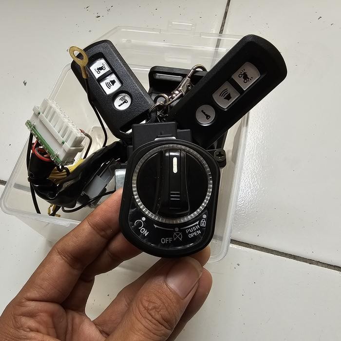 TERLARIS kontak keyless honda beat karbu vario 110 karbu dll