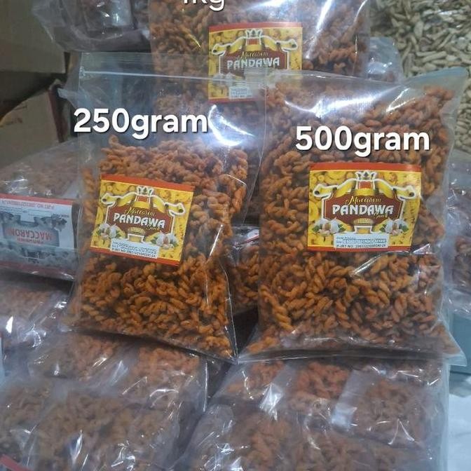 

Cemilan Makaroni Spiral Pedas Snack Kering Makanan Crispy Kripik Pedas - Asin