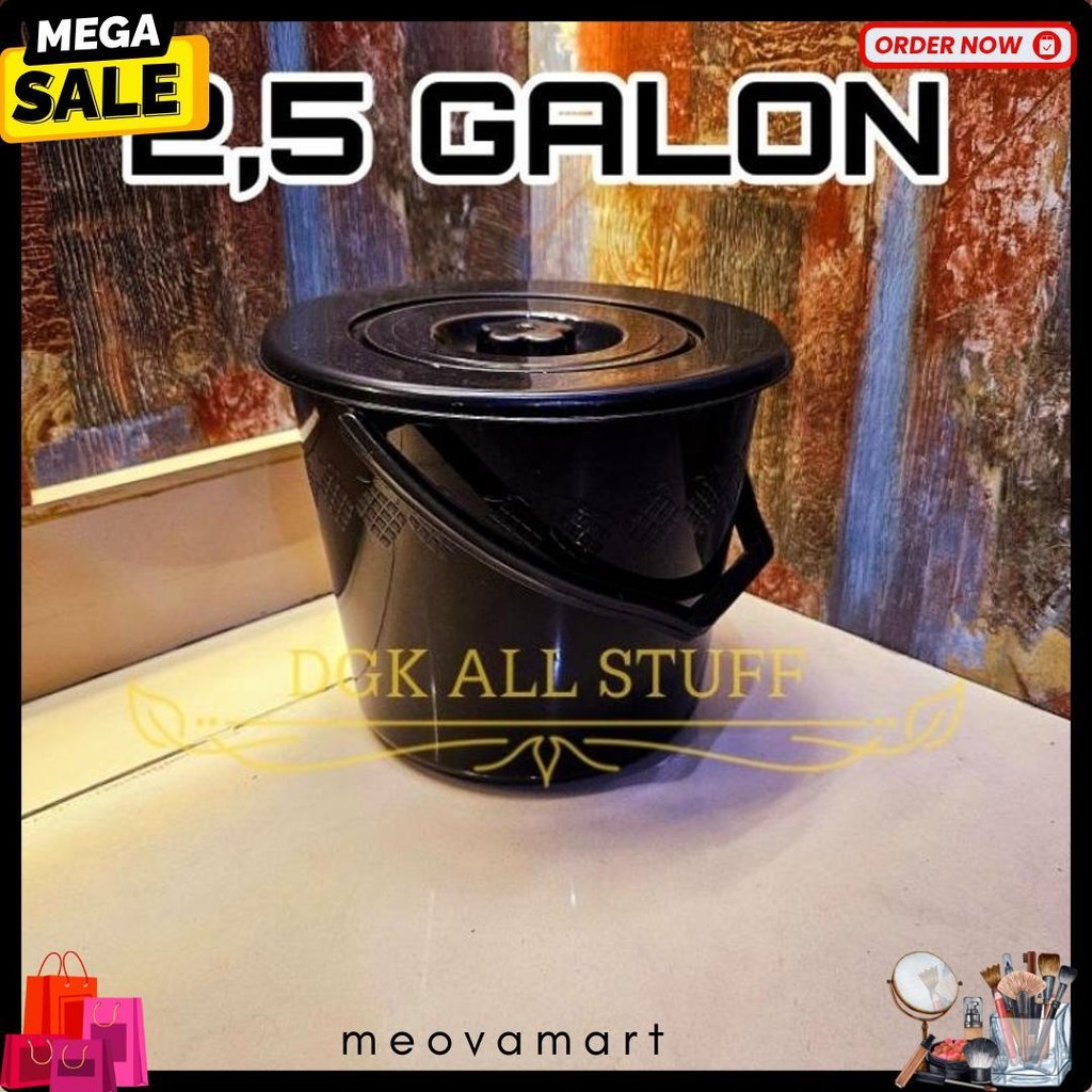 Ember Timba Wadah Tutup Bertutup Gagang Bergagang Ngepel Air Acara Hajatan Selametan Slametan Syukur