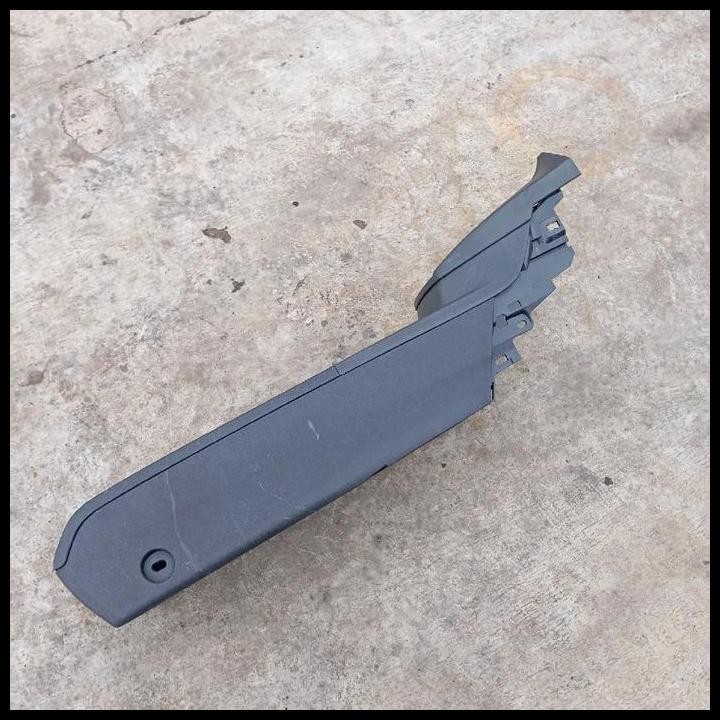 TERBARU KONSOL CONSOL BOX TENGAH + LIGHTER BEKAS MOBIL FORD FIERSA TAHUN 2015 NEW FACELIFT COPOTAN 