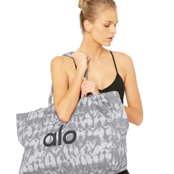 Alo Iconic Shopper Tote Bag