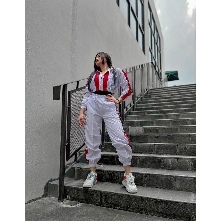 Muzakisop1 Sport Set Flash Putih Merah (Atasan Crop Jogger) Setelan Setelan Wanita Merah Putih Hut R