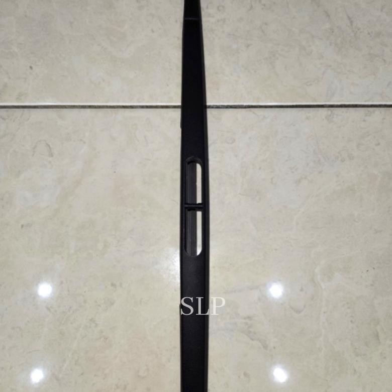 Wiper Belakang Nissan Serena C24