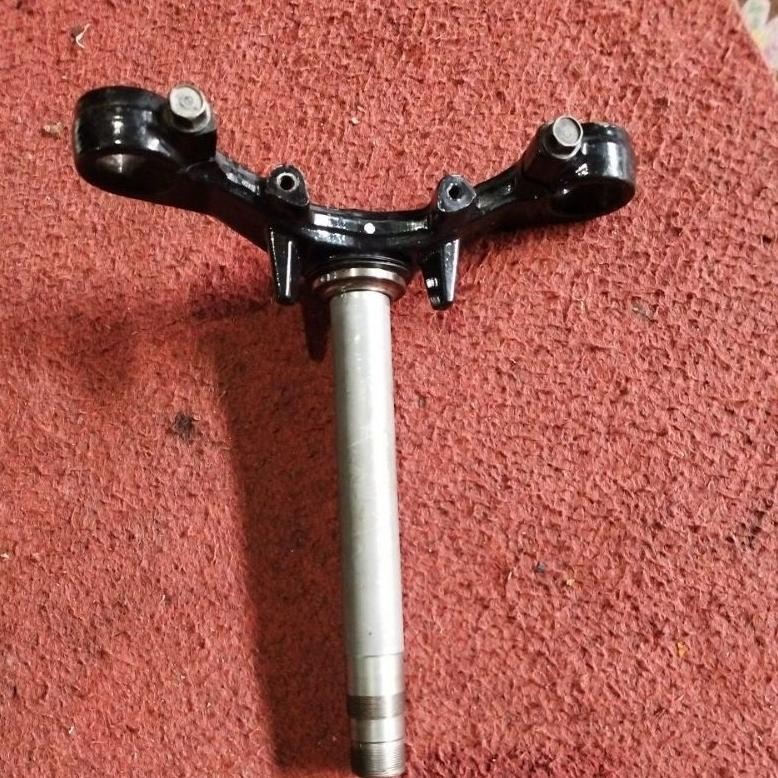 segitiga depan CB 150 R LED K15  original copotan