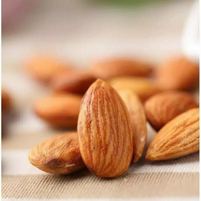 

Almond Mentah Premium/Raw Almond 1 kg