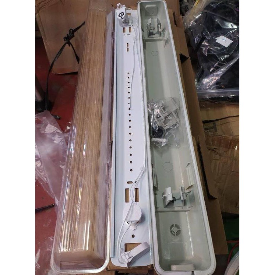 Kap Waterproof 1X18 60 Cm Rumah Lampu Tl 60 Cm + Lampu Led Philips 8W