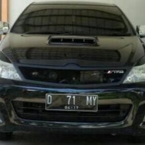 // Grill Innova 2010 sporty //