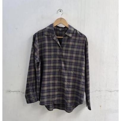 UNIQLO KEMEJA FLANNEL LEMBUT KERAH SKIPPER 57 OLIVE BARU ASLI ORIGINAL
