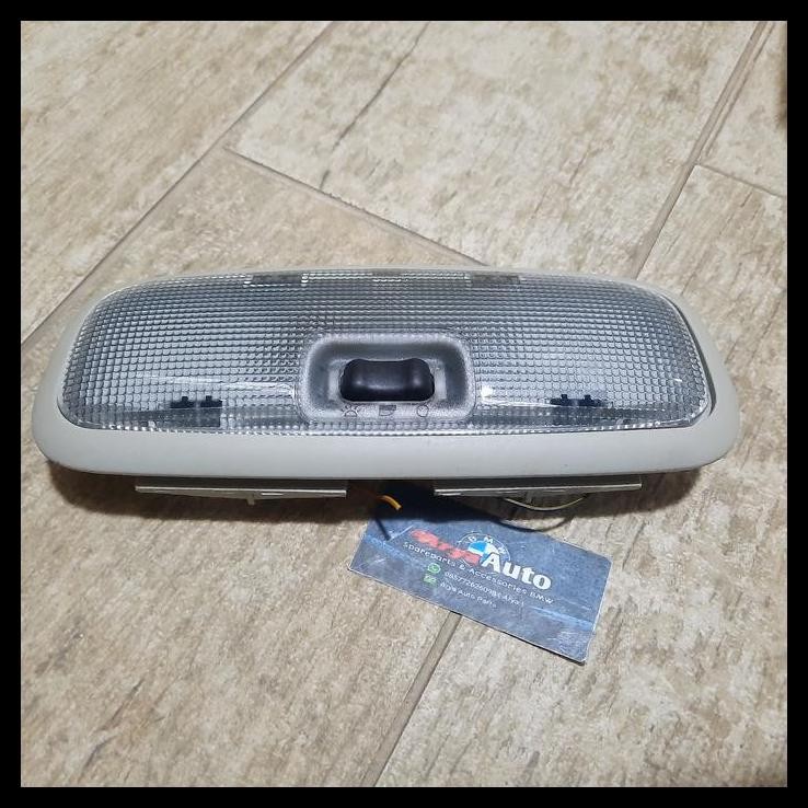 TERBARU LAMPU PLAFON BELAKANG FORD FOCUS 