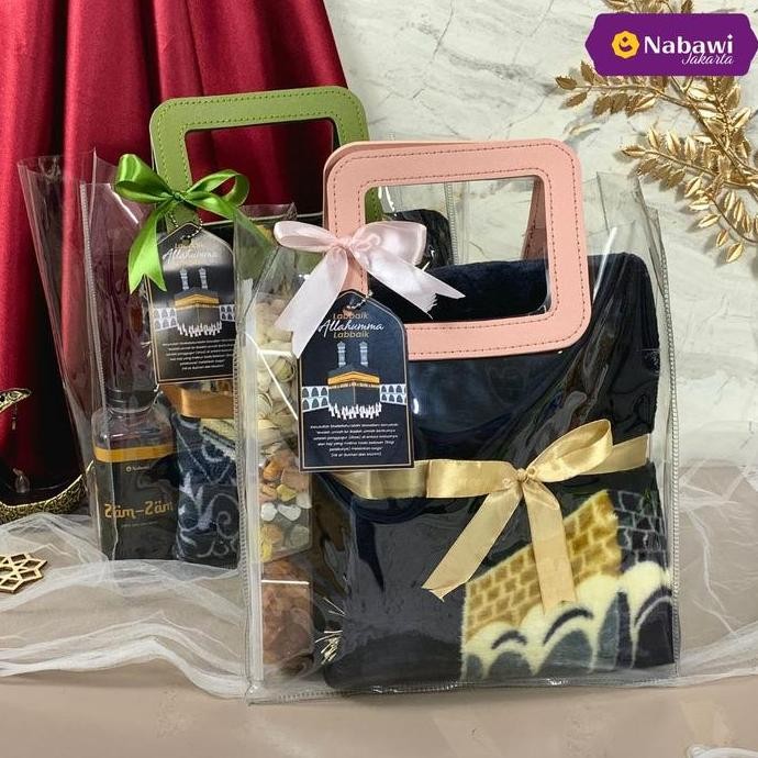 

HAMPERS PVC AL MAHIRA SAJADAH PAKET OLEH OLEH MAKANAN KHAS ARAB SOUVENIR HAJI DAN UMROH PREMIUM