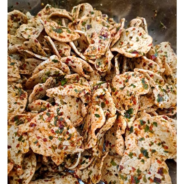 

Basreng Pipih Premium Pedas Daun Jeruk 500gr Nugi