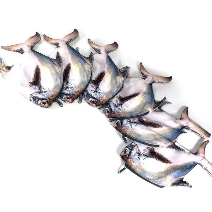 

Tempat Pensil Ikan Bawal Putih Segar Pouch Stationery Alat Tulis Premium Unik Shrelo Kreasi Lokal Indonesia