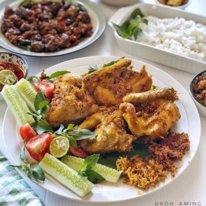 

Ayam Kalasan Asin Ayam Kuning Plus Sambal