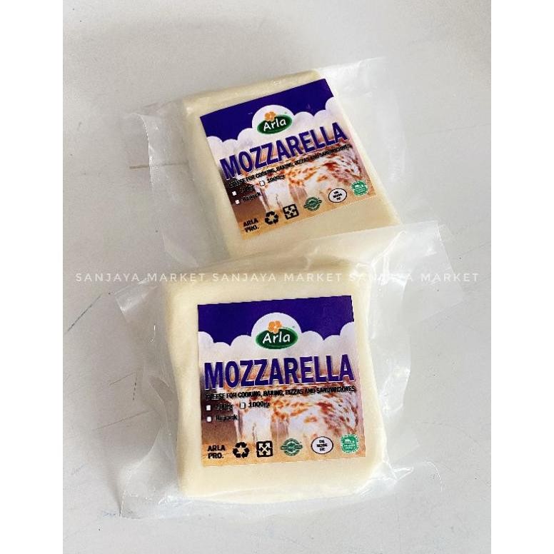 

Keju Mozzarella Cheese For Cooking Kemasan Vakum Vacuum 200gr Bandung Ready Nugi