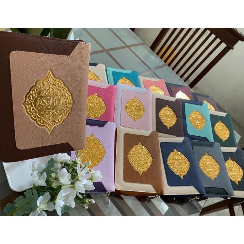 

COVER SAMPUL ALQURAN A6 Ukuran 15X10,5X2,5 CM Nugi