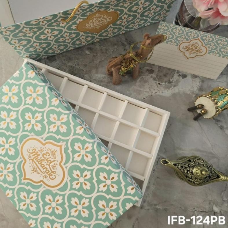 

IFB-124PB Idul Fitri Box Beserta Paperbag Sekat 28 Kue Nastar Lapis Legit Eid Mubarak Packaging Nugi