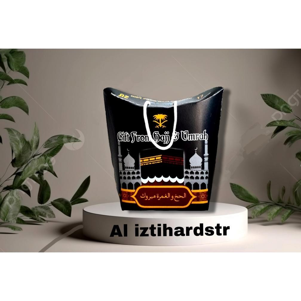 

Dus paper bag Terbaru 1 pack isi 50 oleh -oleh haji & umroh Nugi