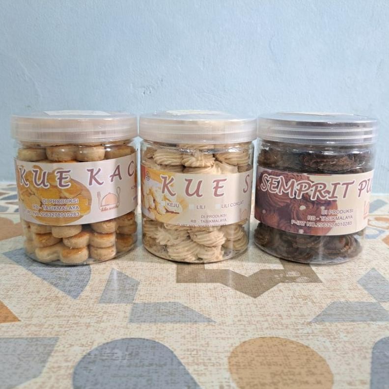 

Paket 3 Toples (Kue Kacang, Sagu Keju Lumer, Semprit Pure Choco) Biba Snacks Nugi