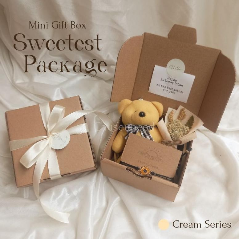 

Ready | Mini Gift Box | Sweetest Package Cream Series | Gift Box Hadiah Kado Ulang Tahun Wisuda Anniversary Hampers Gift Set Hadiah Natal Nugi
