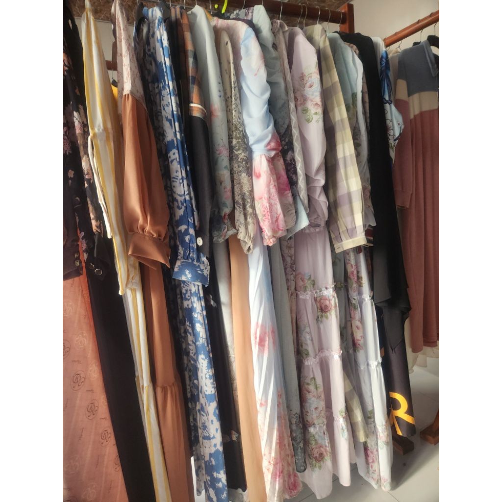 Habisin stok gamis diskon 50-70 %