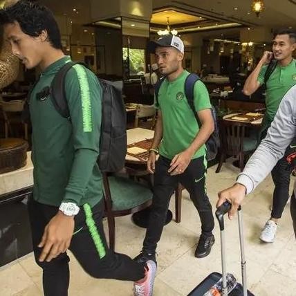 celana original nike timnas indonesia trackpant