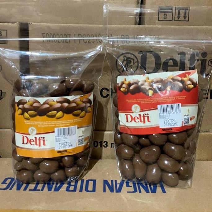 

Cokelat Delfi Dragges 500g Cashew Almond - Cokelat Kacang Premium Termurah
