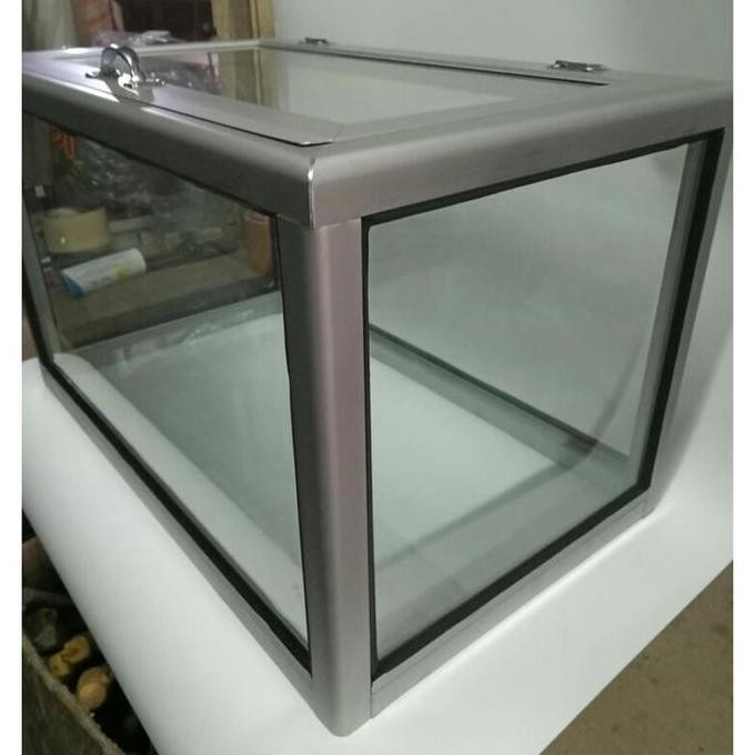 Etalase Kaca Buah Jambu Kristal Display Serbaguna