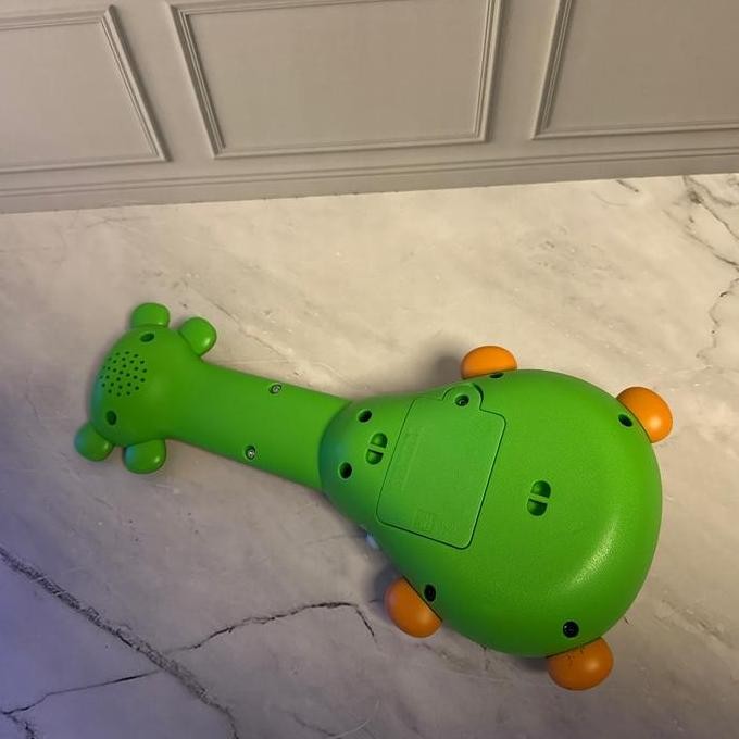 Skiphop avocado guitar mainan bayi - bola muter - nyala dan bunyi