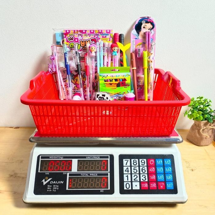 

SWG ALAT TULIS KANTOR DAN SEKOLAH - LUCU DAN FANCY - 500 GRAM