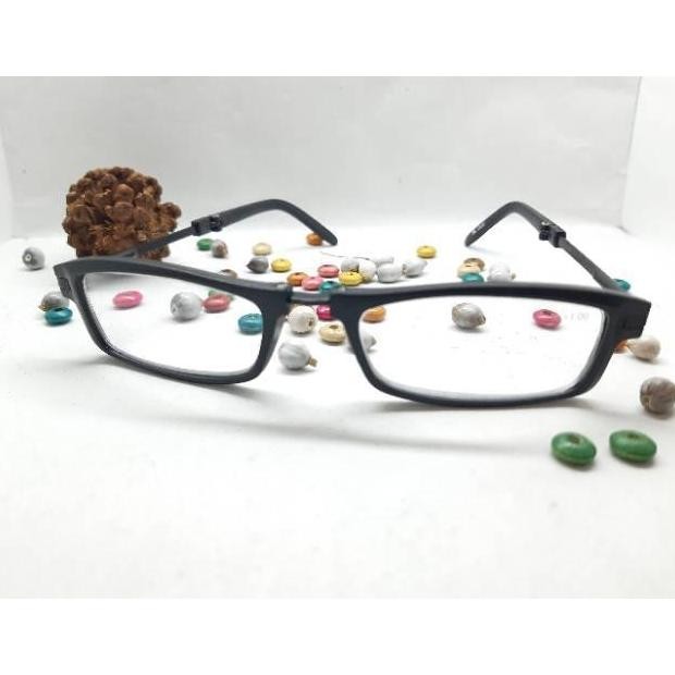 

KACAMATA LIPAT PLUS BACA RABUN DEKAT HC