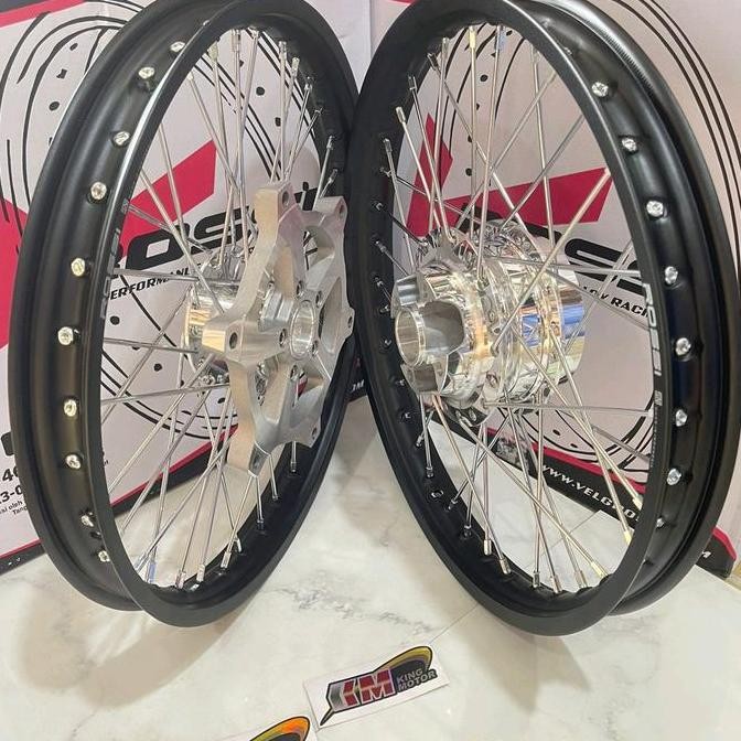 PAKETAN VELG JARI JARI MOTOR SONIC 150 R RING 17 VELG ROSSI UK 140/160/185 1SET DEPAN BELAKANG