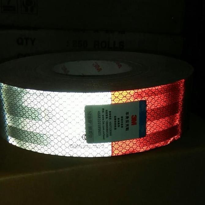

3m stiker reflective diamond grade-scotlite merah putih cna