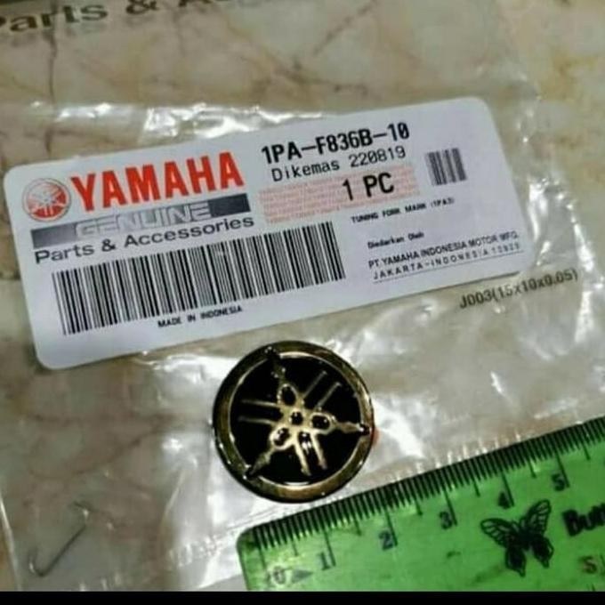 READY STOCK EMBLEM YAMAHA GOLD KECIL SAMBUNGAN BODY VIXION R25 R15 1PA-F836B-10