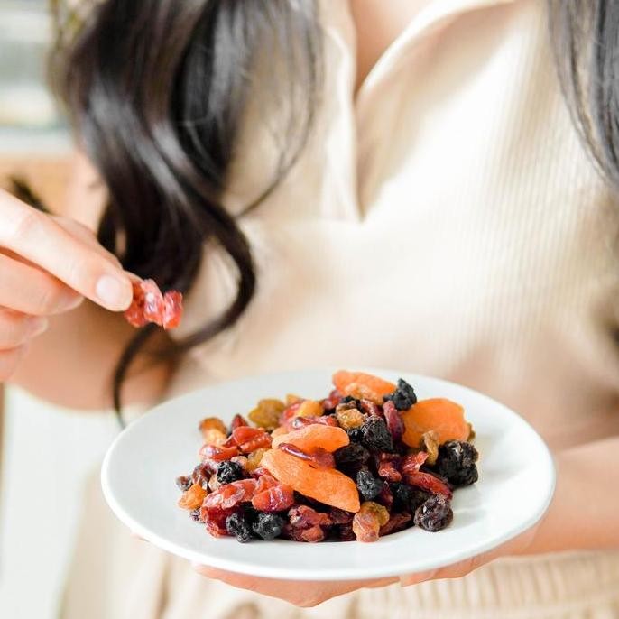 

Mixed Dried Fruit 500 Gr ( Cranberry , Blueberry , Apricot , Raisin )