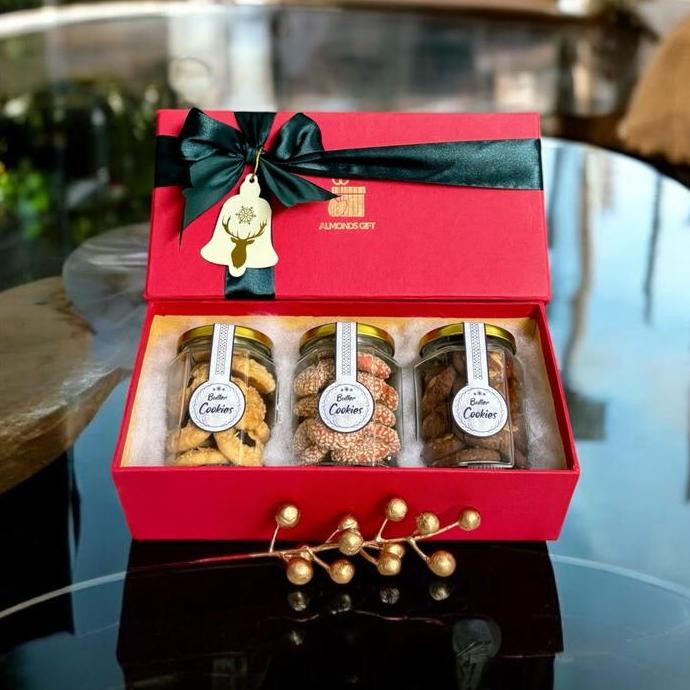 

Hampers Special Christmas Cookies & Tahun Baru Ready Stock (Paris)