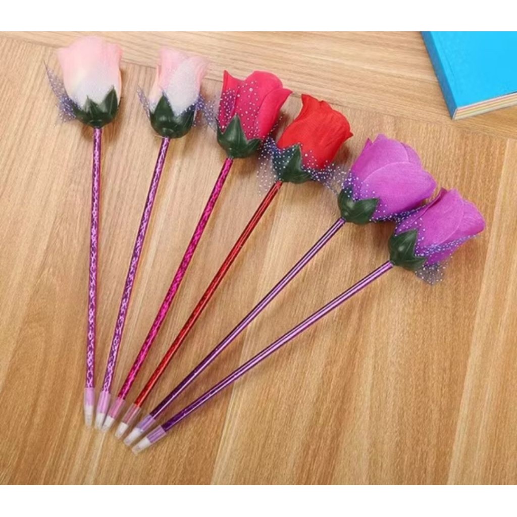 

BOLPOIN BUNGA MAWAR BUKER BUNGA TANGKAI KADO SOUVENIR