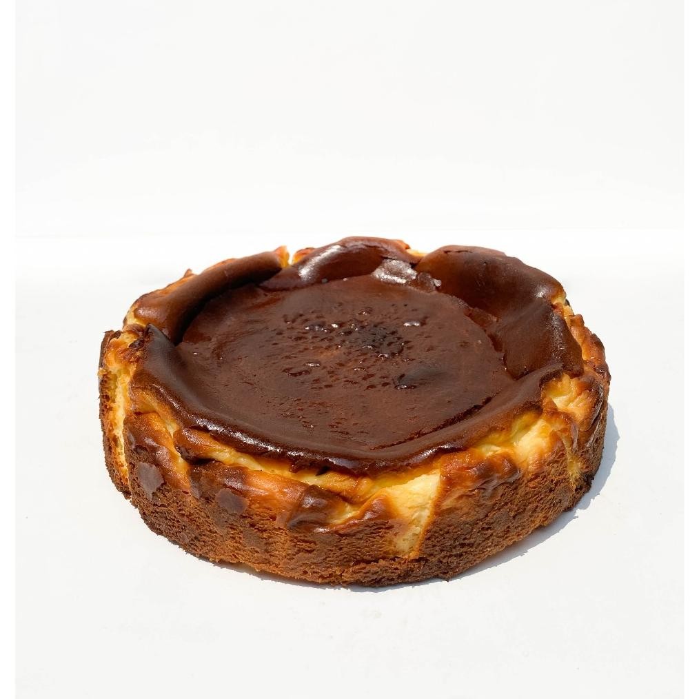 

NO_MORE Kiesmac Basque Burnt Cheesecake