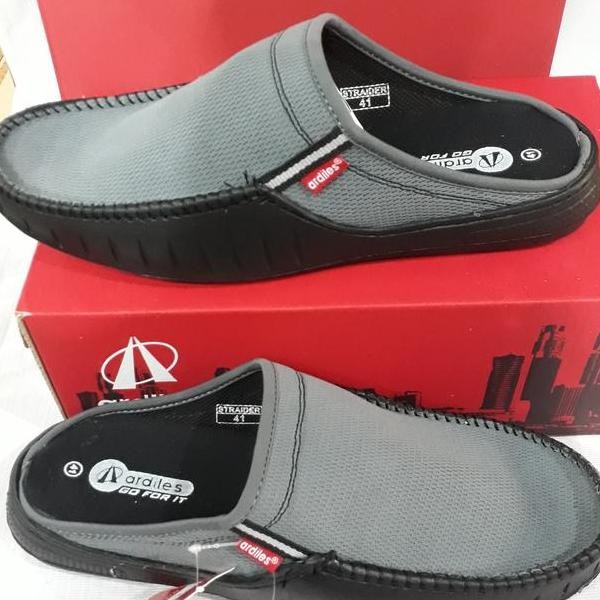 Sepatu Sandal Slop Karet Pria Ardiles Abu Straider