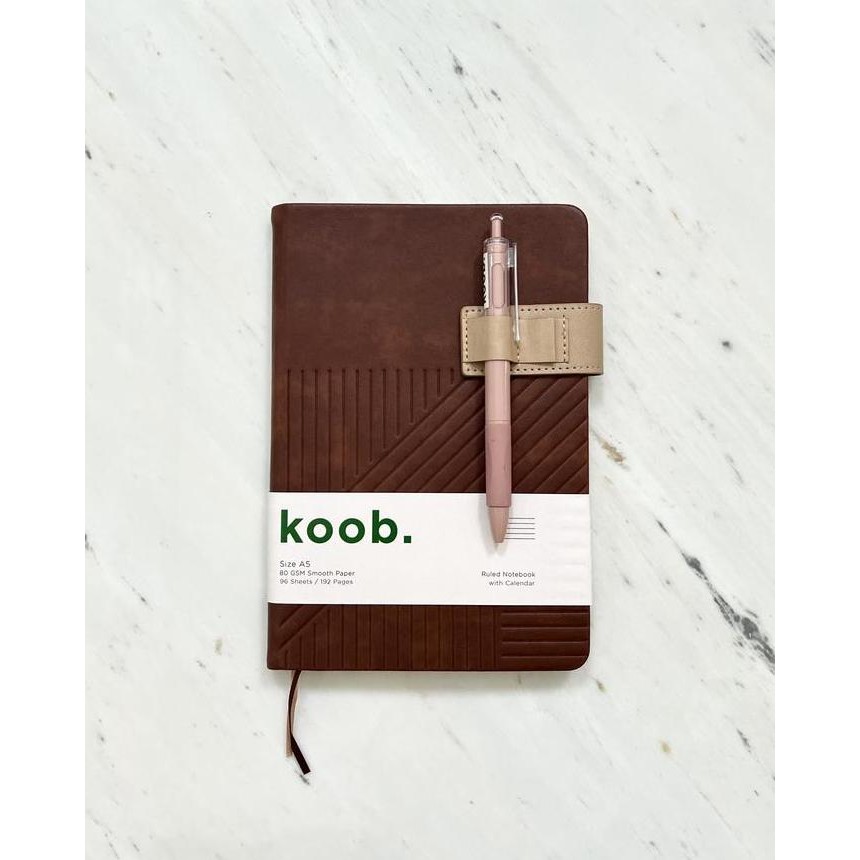 

Tersedia Koob. Hardcover Notebook Magnet A5 - Buku Jurnal Diary Pen Holder & Penutup Magnet