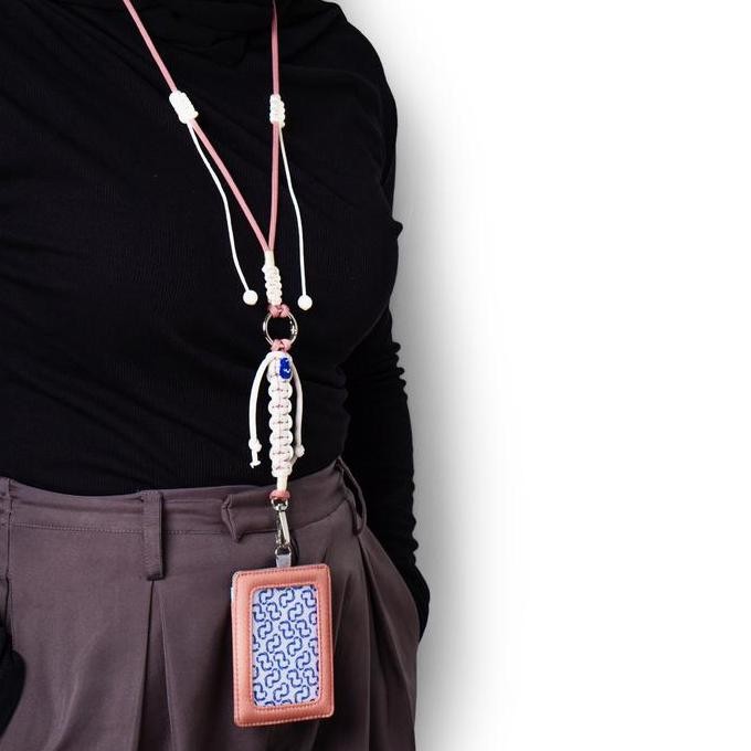 

Wallts Taylor Rose Tali Gantungan Lanyard Universal Handmade