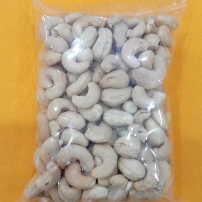

hanya disini] Kacang mente/Cashew nut 250 gr