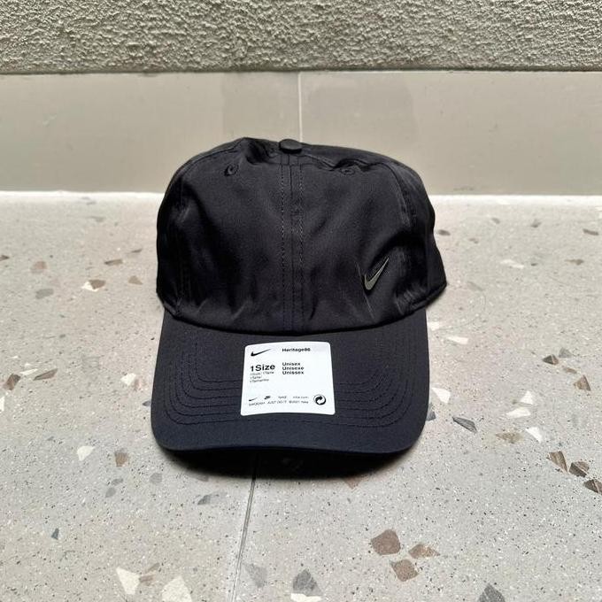 Topi Nike Metal Plat Logo Original Black Caps BSS