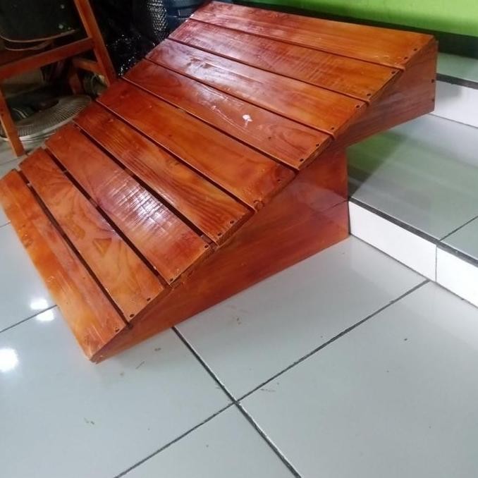 Papan Tanjakan Motor/ Tanjakan Kursi Roda/ Tanjakan Depan Rumah Kualitas Terbaik Harga Termurah